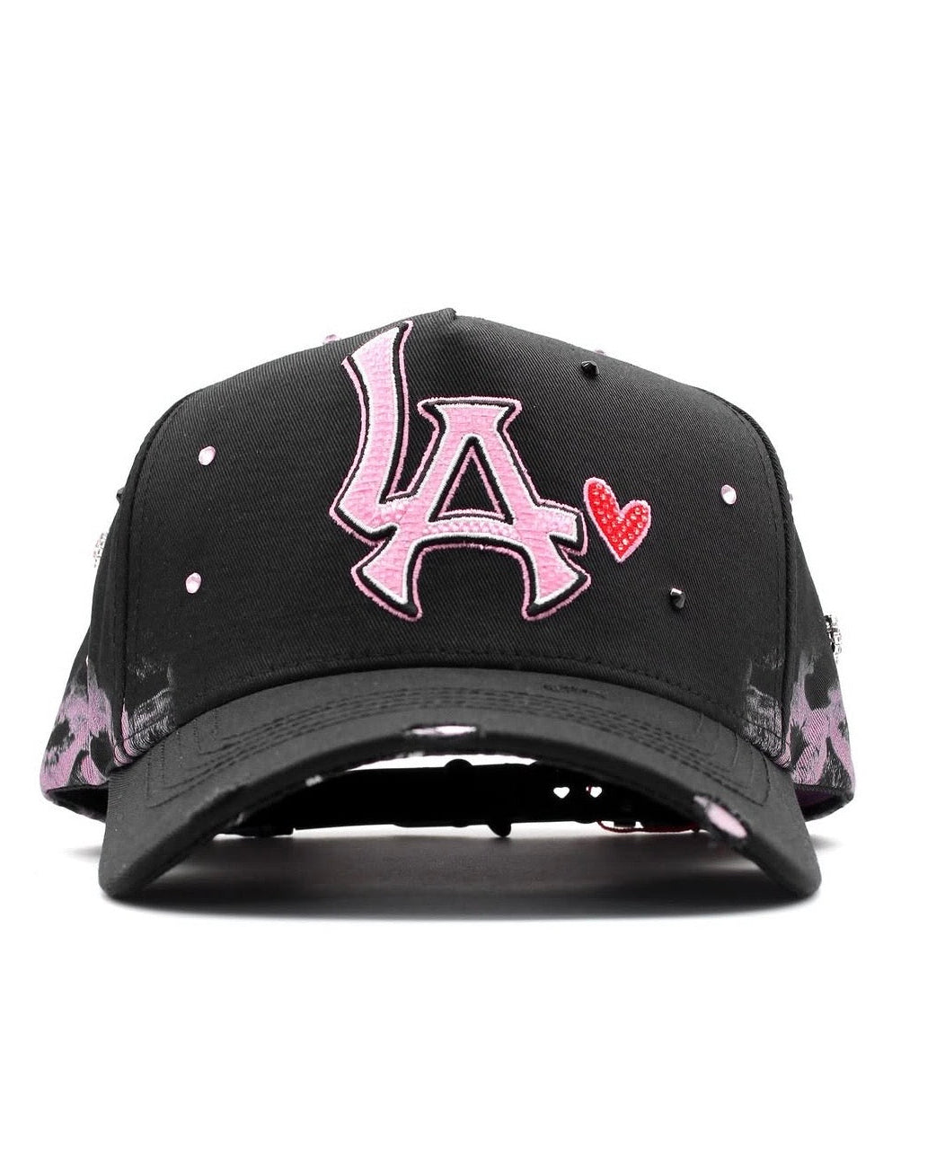 31 HATS “XOXO”
